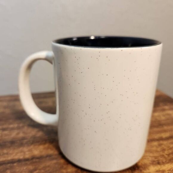 Phoenix Zoo tiger mug  - Picture 3 of 4